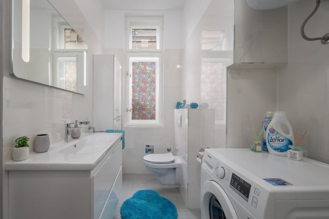 Riviere Luxury Apartment Rijeka Eksteriør billede